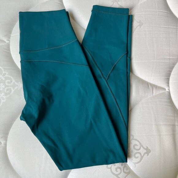 Lululemon In Movement Tight 25" *Everlux - Picture 3 of 5